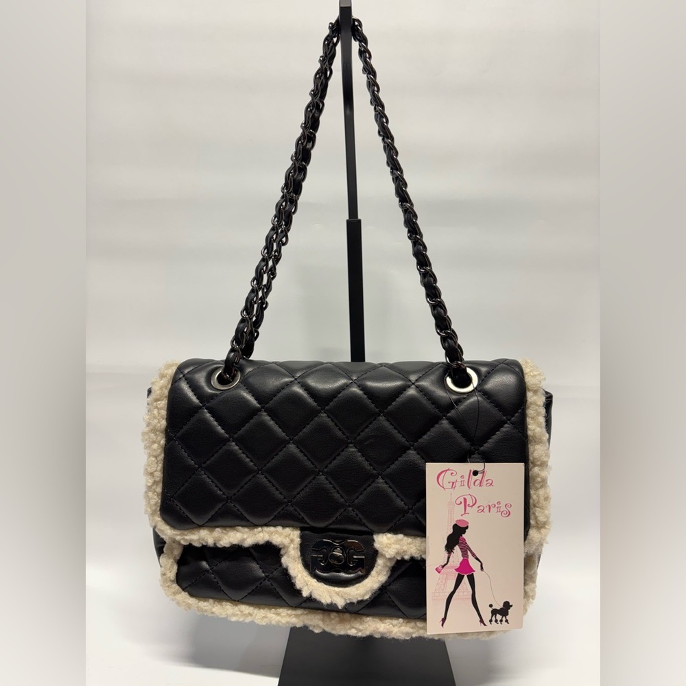 ✨Gilda Paris Quilted Fur Baguette Bag - Picture 2 of 9